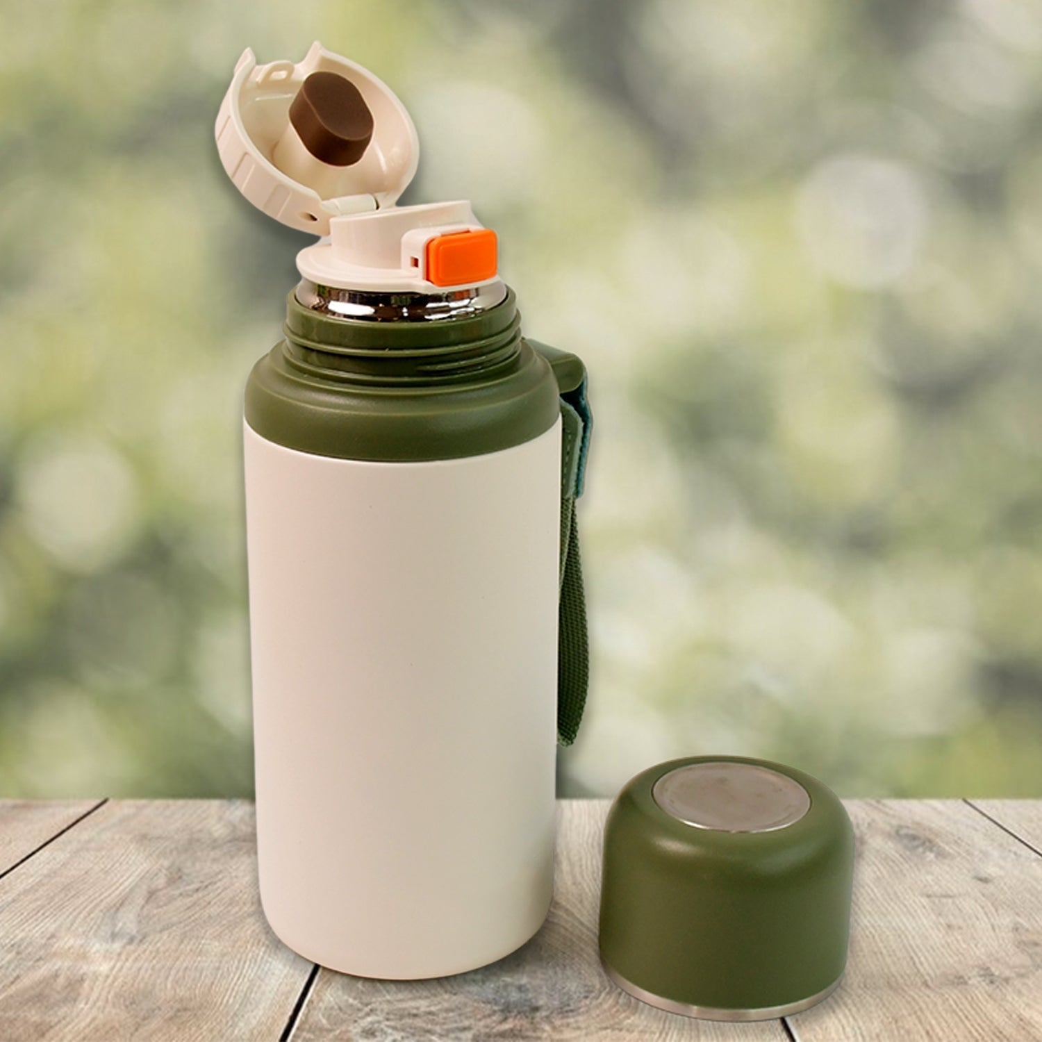 Stainless Steel Mug / Bottle Vacuum Insulated Cup With Handle, Small Cup & Straw (650 ML) Stainless Steel Mug / Bottle Vacuum Insulated Cup With Handle, Small Cup & Straw (650 ML)